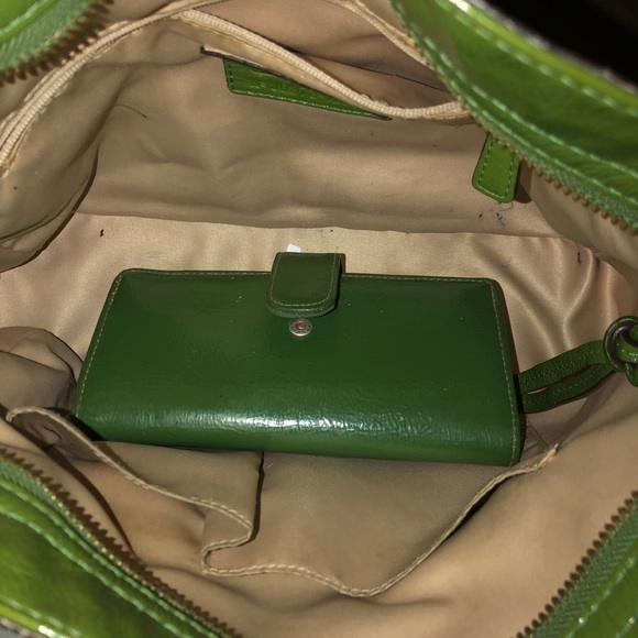 Coach purse - Picture 3 of 8